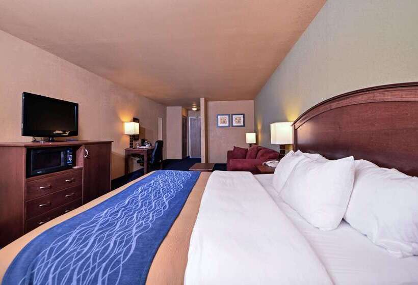 בית מלון כפרי Comfort Inn