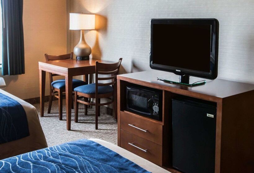 Отель Comfort Inn Crystal Lake   Algonquin