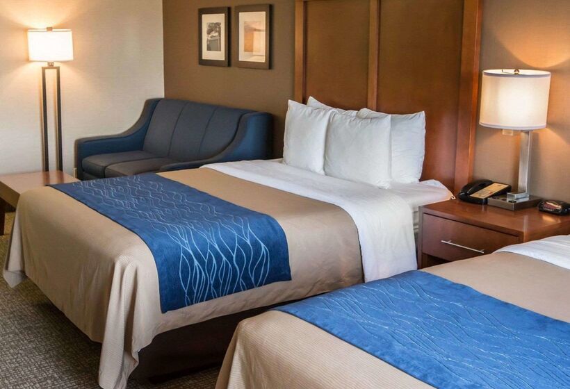 호텔 Comfort Inn Crystal Lake   Algonquin