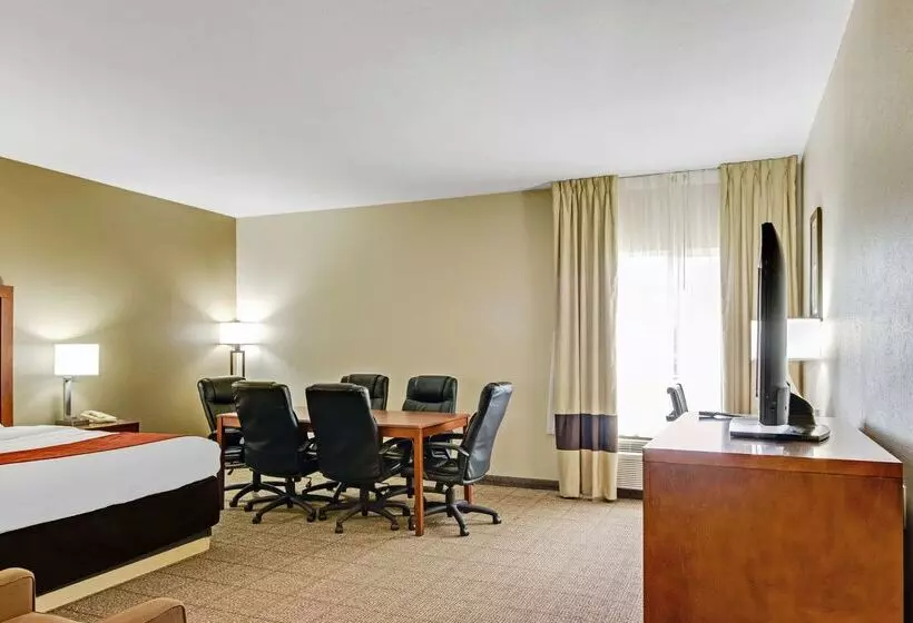 Hotel Comfort Inn