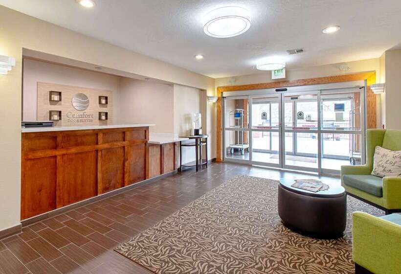 ホテル Comfort Inn & Suites And Suites Fredericksburg