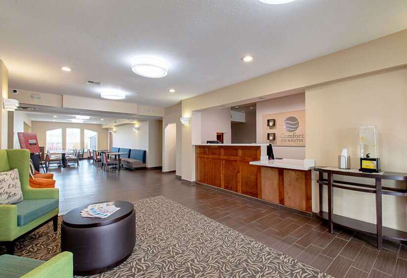 ホテル Comfort Inn & Suites And Suites Fredericksburg