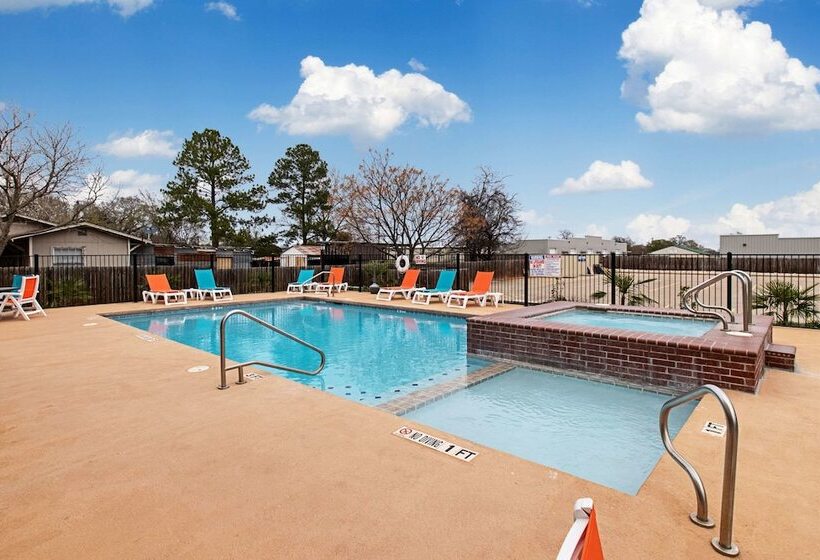 ホテル Comfort Inn & Suites And Suites Fredericksburg