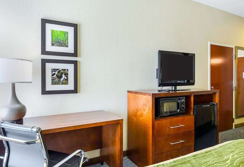 Отель Comfort Inn Woodstock Shenandoah