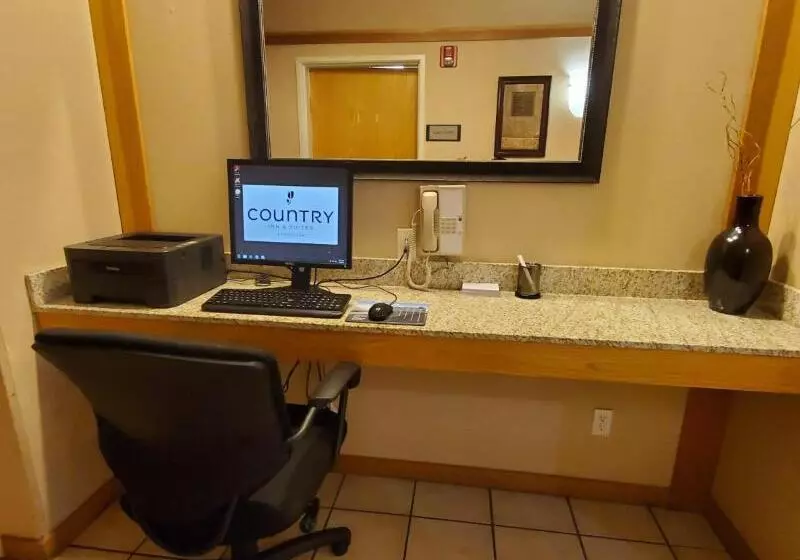 هتل Country Inn & Suites By Radisson, Bend, Or