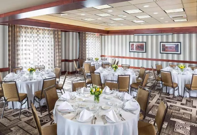 酒店 Courtyard Boston Natick