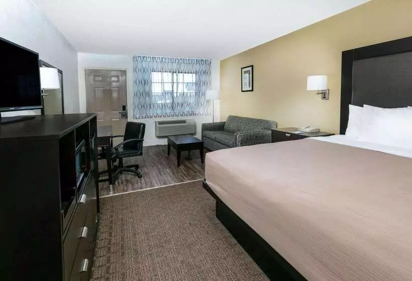 호텔 Days Inn By Wyndham Granbury