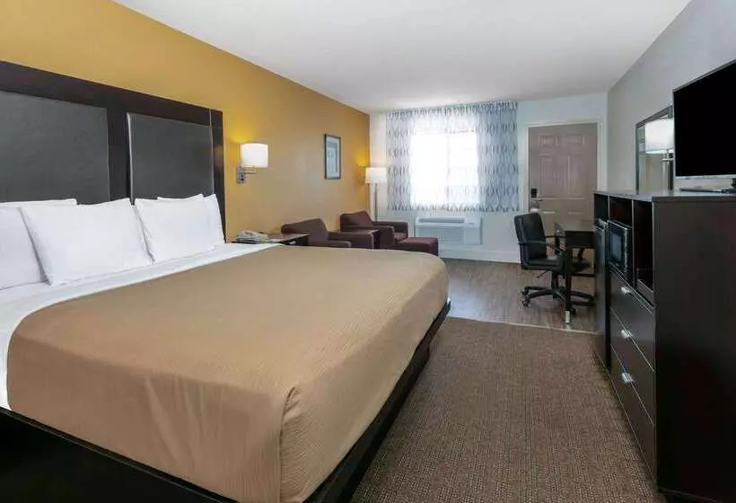 호텔 Days Inn By Wyndham Granbury