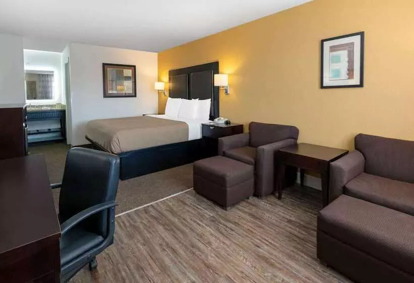 호텔 Days Inn By Wyndham Granbury