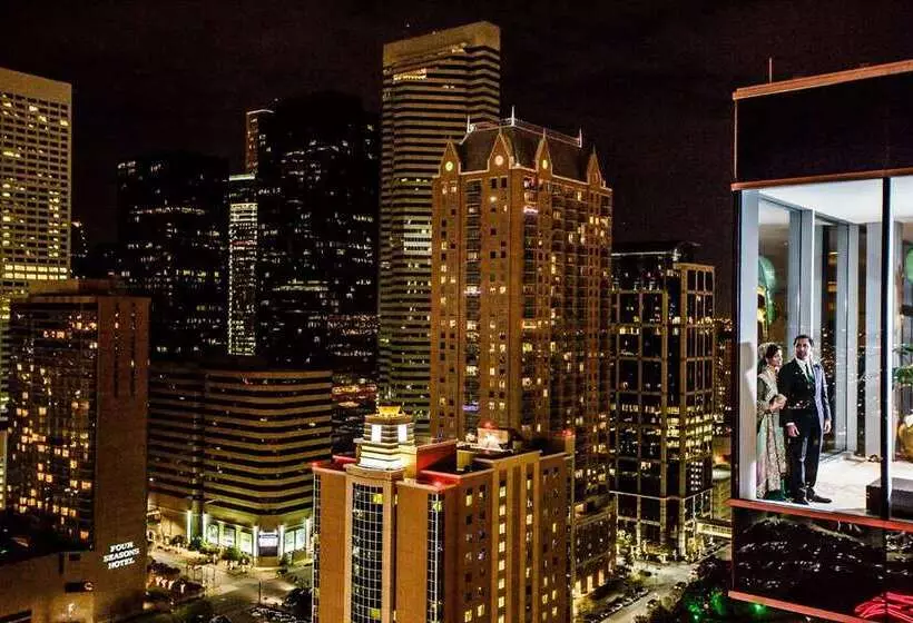 فندق Hilton Americashouston