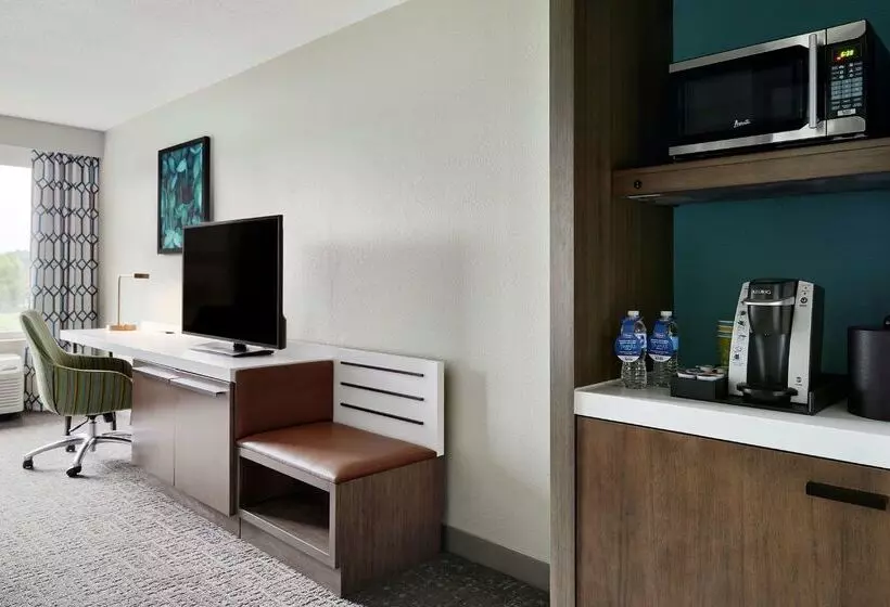 فندق Hilton Garden Inn Cincinnati Northeast