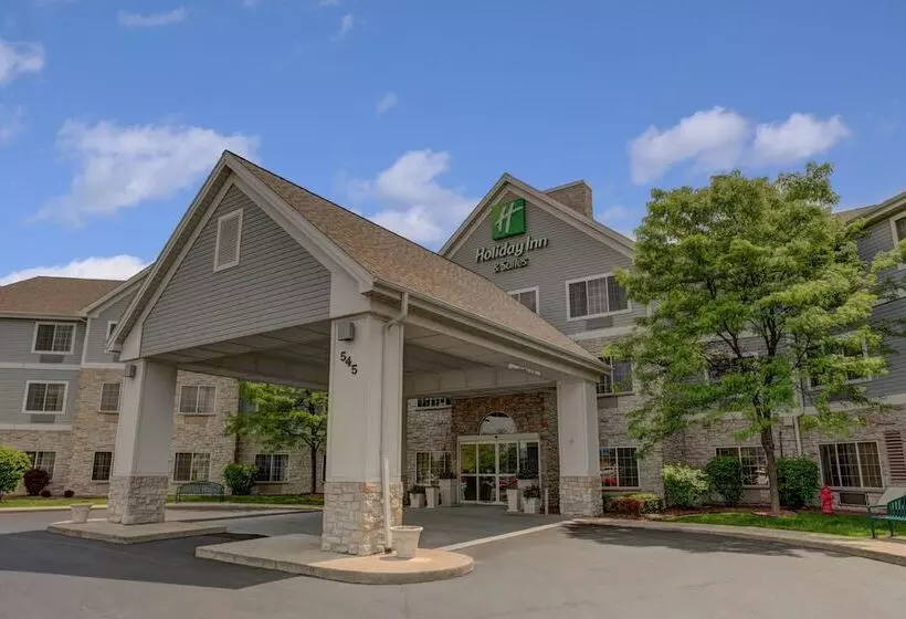 فندق Holiday Inn Milwaukee Airport, An Ihg