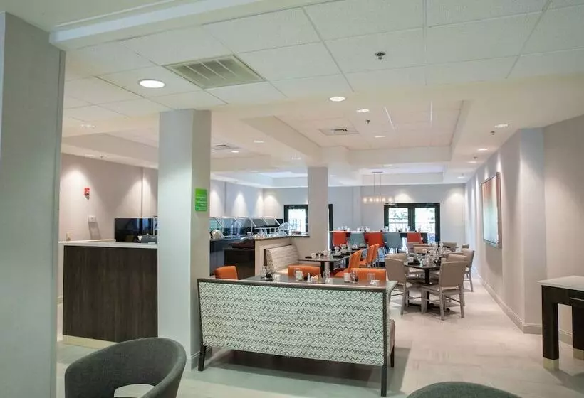 هتل Holiday Inn & Suites Raleigh Cary, An Ihg