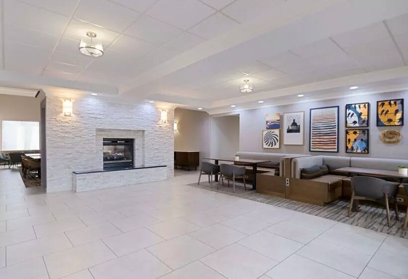 هتل Homewood Suites By Hilton Columbia