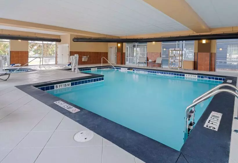 هتل Homewood Suites By Hilton Columbia