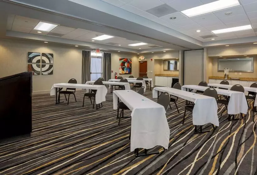 Отель Homewood Suites Southwind   Hacks Cross