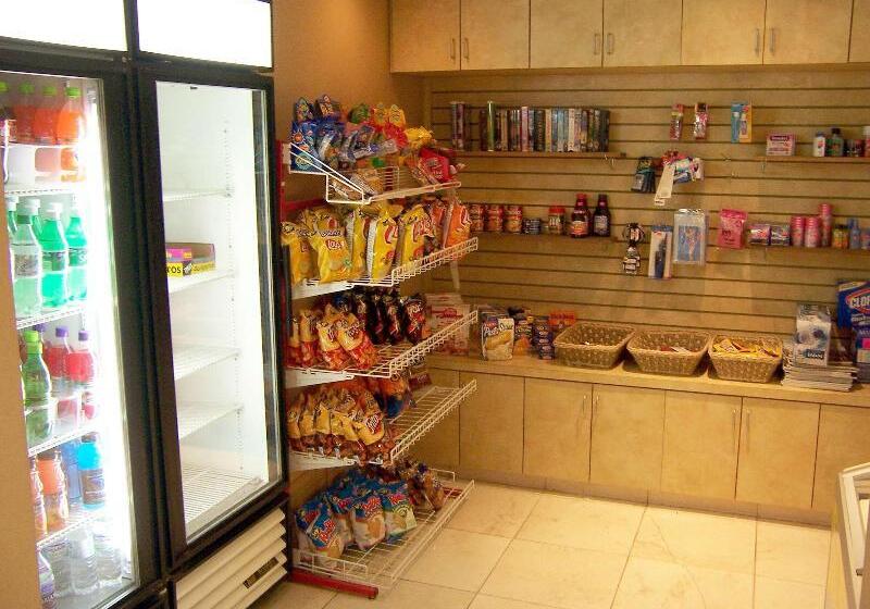 בית מלון כפרי Homewood Suites By Hilton Richmond  Airport