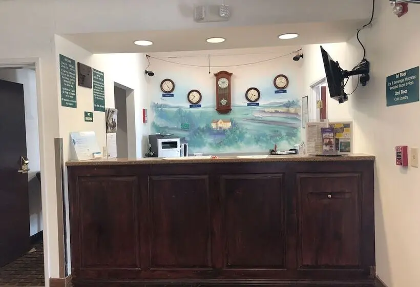ホテル Howard Johnson By Wyndham Airport