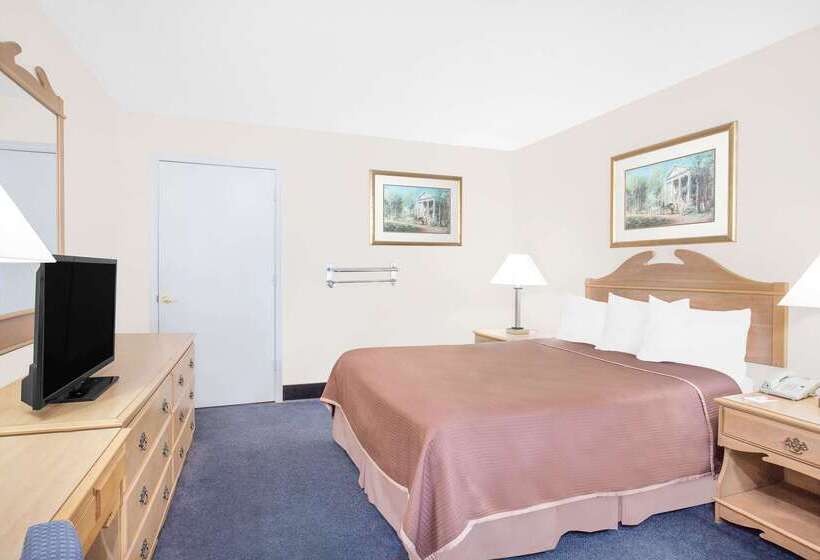 호텔 Howard Johnson By Wyndham Staunton