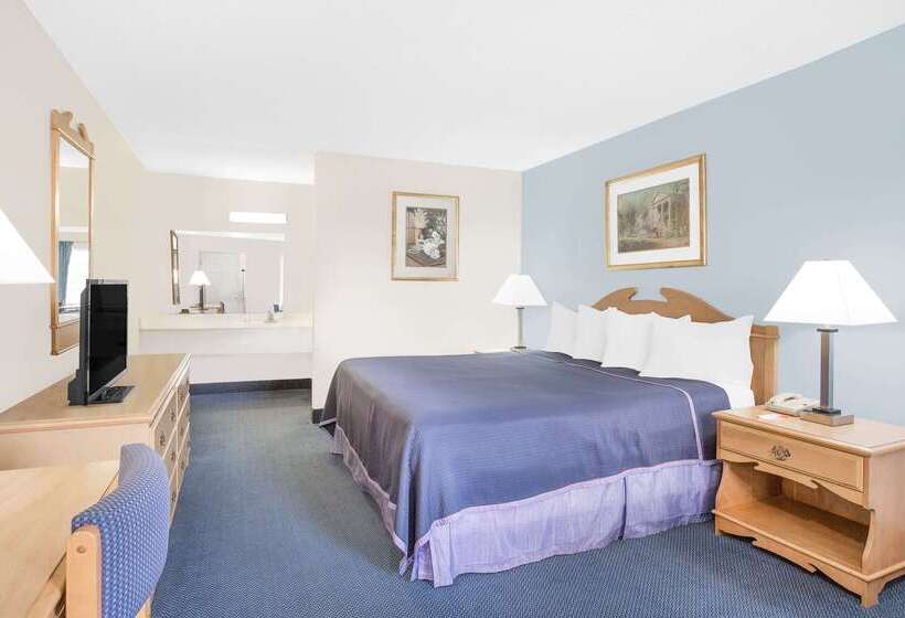 호텔 Howard Johnson By Wyndham Staunton