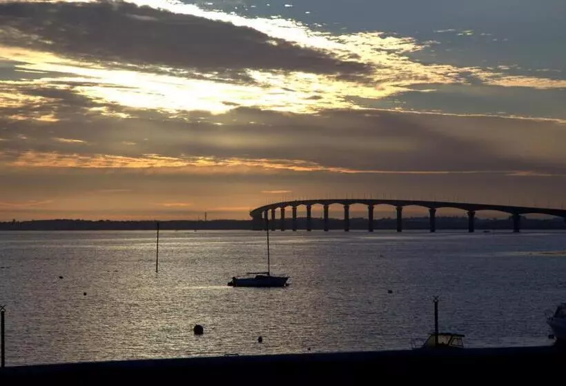 هتل Hôtel De La Marée Face à L Océan Ile De Ré