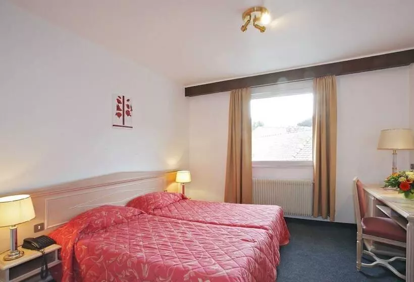 Отель L Ours De Mutzig