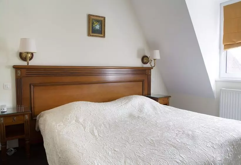 Отель L Ours De Mutzig