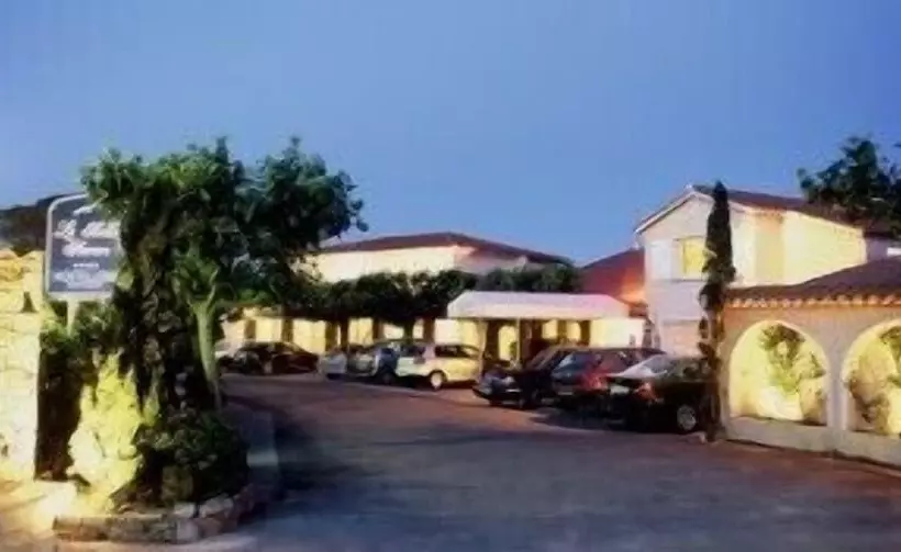 ホテル La Belle Aurore