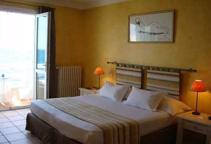 ホテル La Belle Aurore