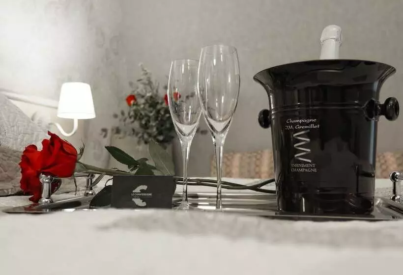 Отель Le Chantereigne