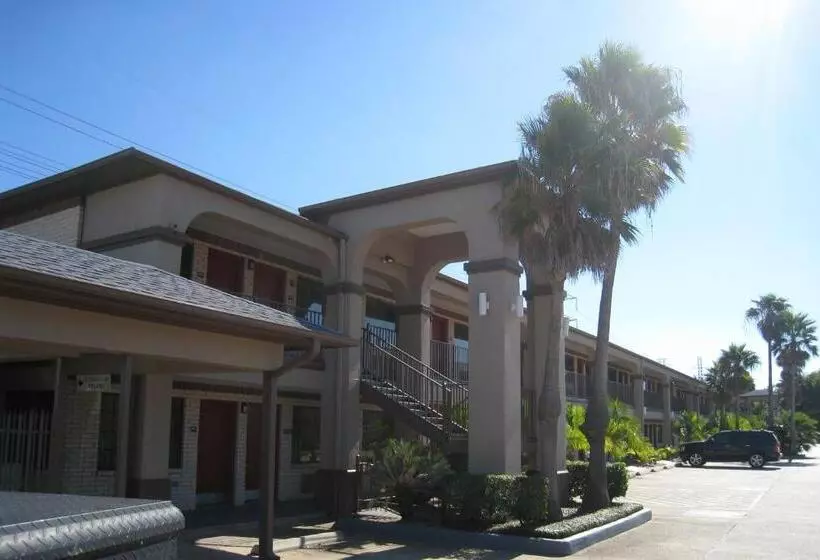 Hotel Oxford Inn And Suites Nasa