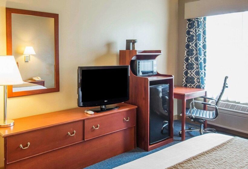 Отель Quality Inn & Suites Of Liberty Lake