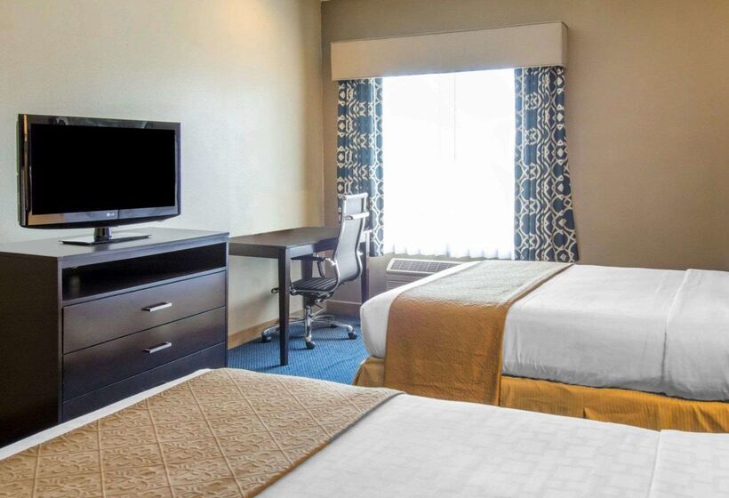 Отель Quality Inn & Suites Of Liberty Lake