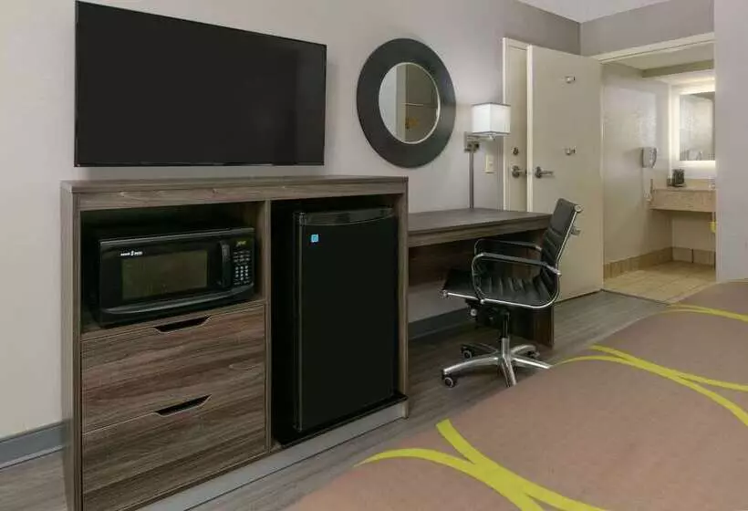 호텔 Super 8 By Wyndham Diberville Biloxi Area