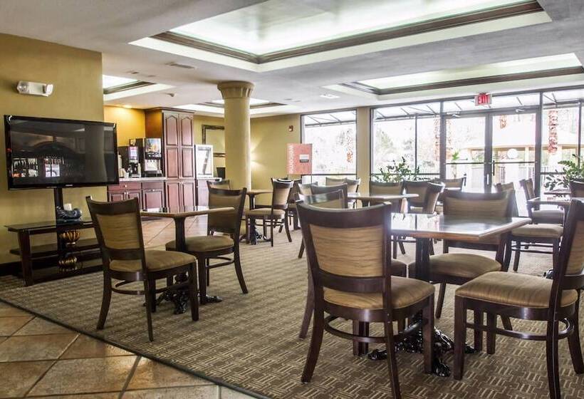 Hotel Wingate By Wyndham Biloxi   Ocean Springs