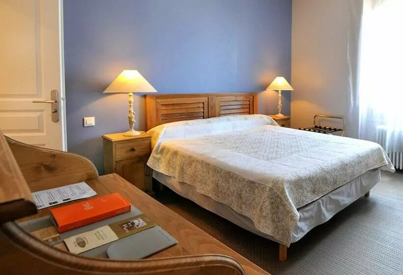 Les Paulands Chateaux & Hotels De France