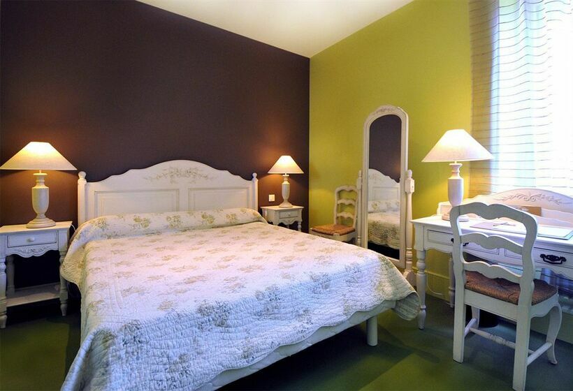 Les Paulands Chateaux & Hotels De France