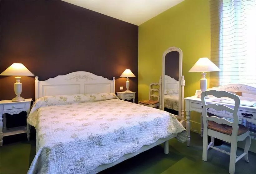 Les Paulands Chateaux & Hotels De France