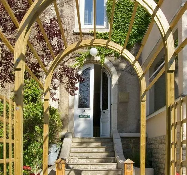 Les Paulands Chateaux & Hotels De France
