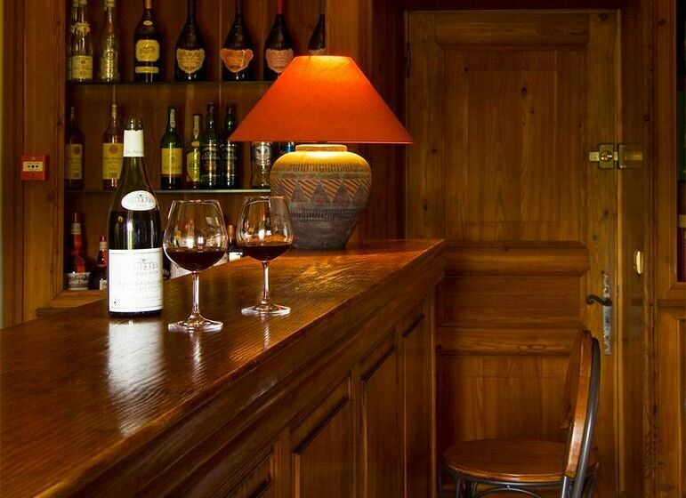 Les Paulands Chateaux & Hotels De France