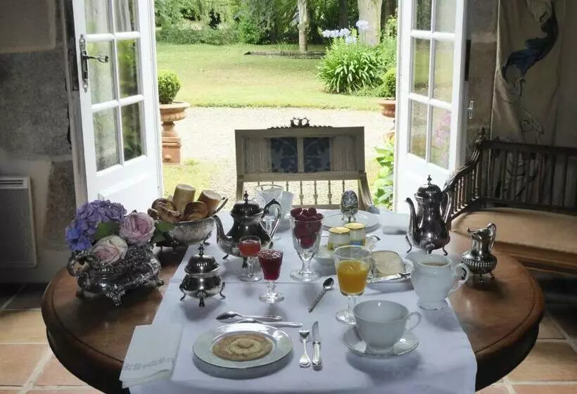ホテル Manoir De La Hazaie