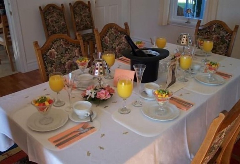 مبيت وإفطار The Parrsboro Mansion Inn