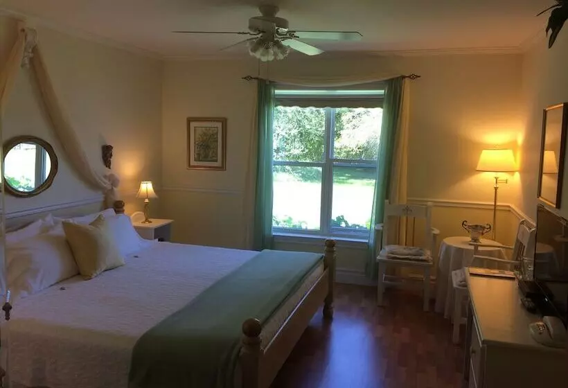 ベッドアンドブレックファースト The Parrsboro Mansion Inn