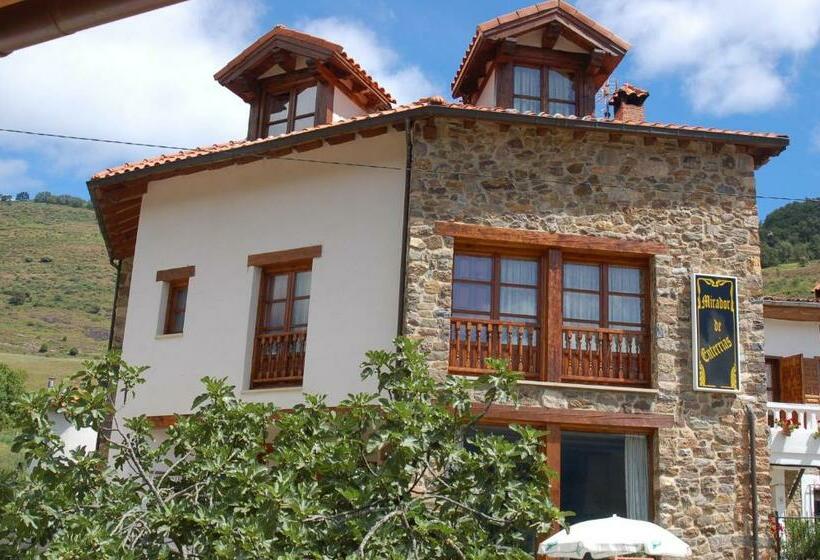 ペンション Mirador De Enterrias