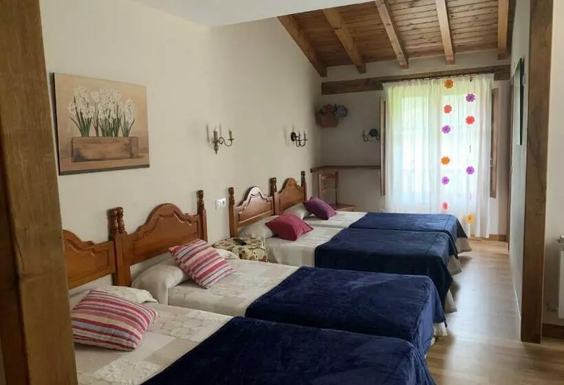 ペンション Mirador De Enterrias