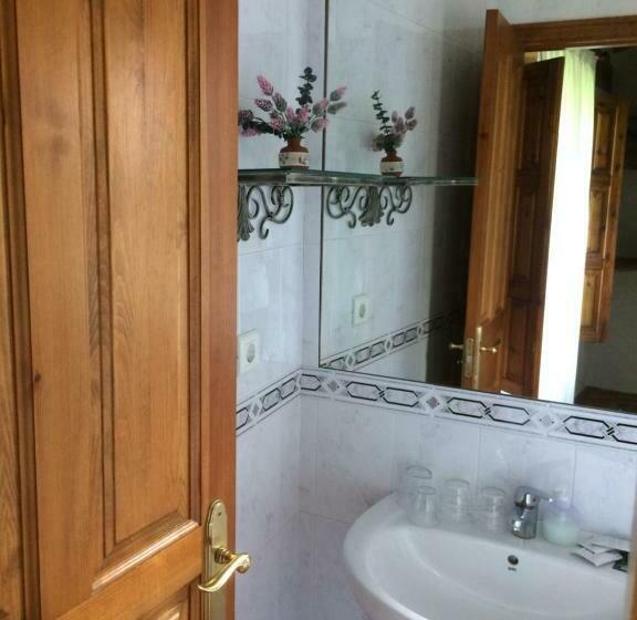 ペンション Mirador De Enterrias