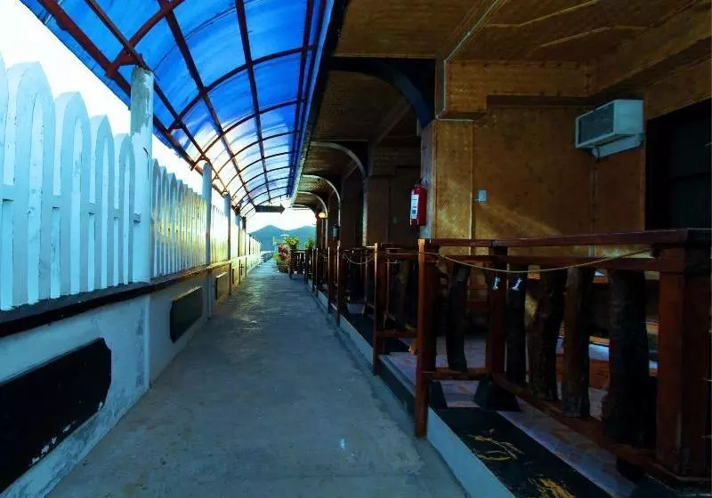 هتل Amphibi-ko Resort