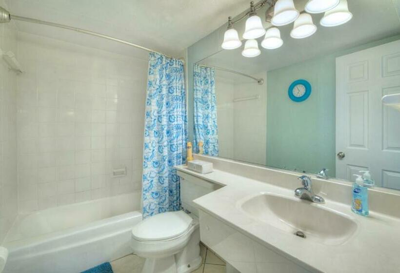 Hawaiian Inn Resort Condos