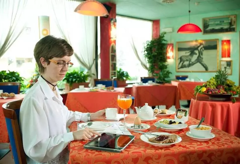 Castagna Palace Hotel & Restaurant