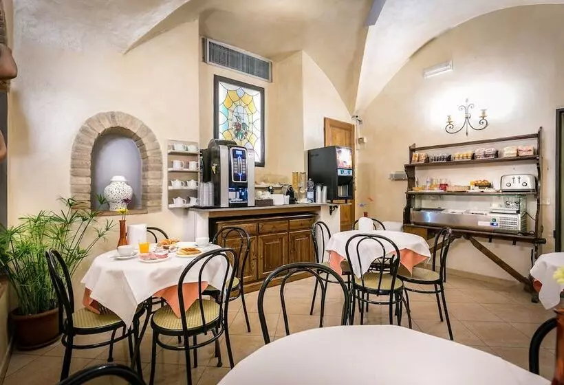 هتل Collodi Firenze